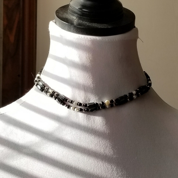 Relisted -Magnetic Hematite necklace white pearls silver - Picture 2 of 9